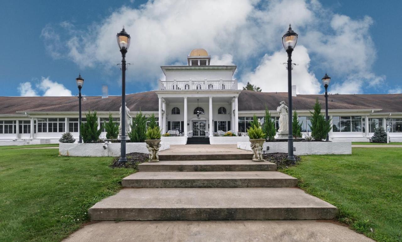 Four Seasons Island Resort Pembine Bagian luar foto